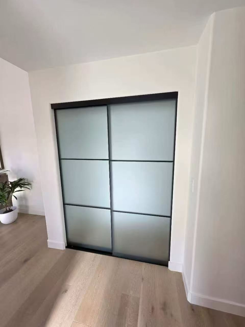 Acid Etched Glass with Black Frame